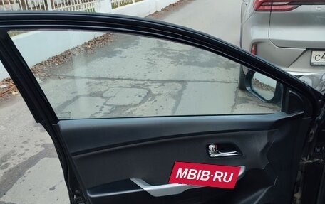 KIA Rio III рестайлинг, 2013 год, 700 000 рублей, 16 фотография