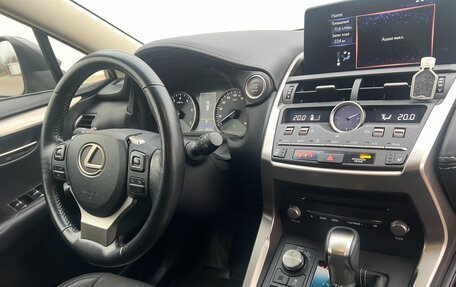 Lexus NX I, 2018 год, 3 650 000 рублей, 18 фотография