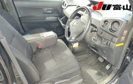 Toyota bB II рестайлинг, 2012 год, 655 200 рублей, 6 фотография