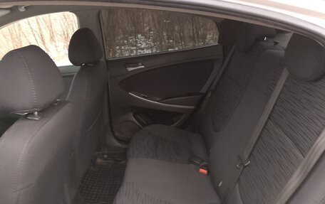 Hyundai Solaris II рестайлинг, 2015 год, 850 000 рублей, 6 фотография