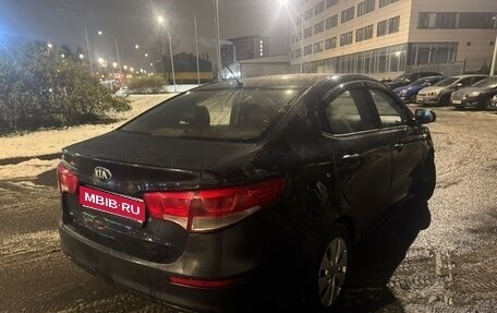 KIA Rio III рестайлинг, 2016 год, 420 000 рублей, 1 фотография