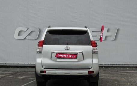 Toyota Land Cruiser Prado 150 рестайлинг 2, 2012 год, 2 719 000 рублей, 4 фотография