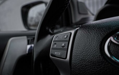 Toyota Land Cruiser Prado 150 рестайлинг 2, 2012 год, 2 719 000 рублей, 18 фотография