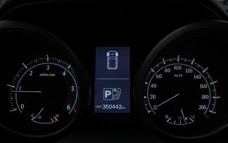 Toyota Land Cruiser Prado 150 рестайлинг 2, 2012 год, 2 719 000 рублей, 12 фотография