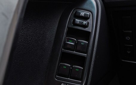 Toyota Land Cruiser Prado 150 рестайлинг 2, 2012 год, 2 719 000 рублей, 20 фотография