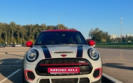 MINI Hatch, 2018 год, 2 750 000 рублей, 2 фотография
