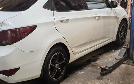 Hyundai Solaris II рестайлинг, 2016 год, 777 000 рублей, 4 фотография