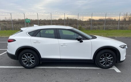 Mazda CX-4, 2023 год, 2 580 000 рублей, 4 фотография