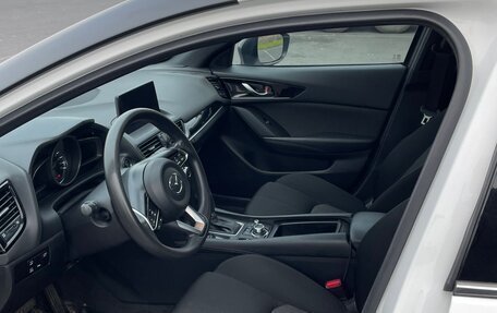 Mazda CX-4, 2023 год, 2 580 000 рублей, 10 фотография