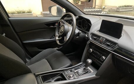 Mazda CX-4, 2023 год, 2 580 000 рублей, 13 фотография