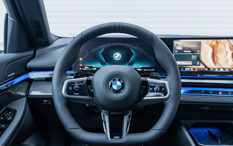 BMW 5 серия, 2025 год, 10 990 000 рублей, 14 фотография