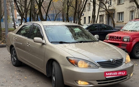 Toyota Camry V40, 2005 год, 690 000 рублей, 3 фотография