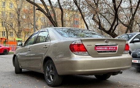 Toyota Camry V40, 2005 год, 690 000 рублей, 2 фотография