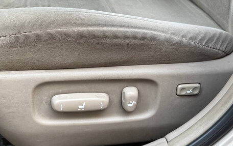 Toyota Camry V40, 2005 год, 690 000 рублей, 14 фотография