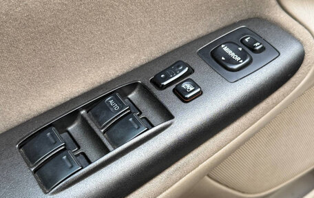 Toyota Camry V40, 2005 год, 690 000 рублей, 13 фотография