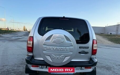 Chevrolet Niva I рестайлинг, 2004 год, 440 000 рублей, 6 фотография