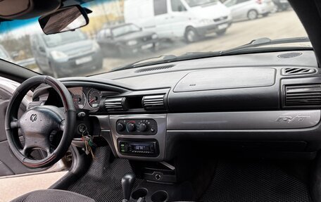 Dodge Stratus II, 2002 год, 185 000 рублей, 12 фотография