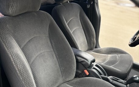 Dodge Stratus II, 2002 год, 185 000 рублей, 13 фотография