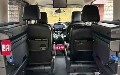 Nissan Serena IV, 2018 год, 2 000 000 рублей, 9 фотография