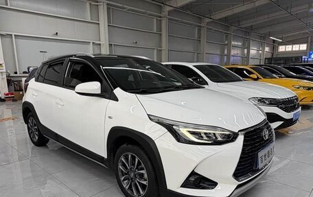 Toyota Yaris XP150 рестайлинг, 2022 год, 1 100 000 рублей, 3 фотография