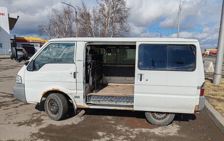 Mazda Bongo IV, 2001 год, 330 000 рублей, 4 фотография