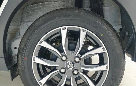 Toyota Yaris XP150 рестайлинг, 2022 год, 1 510 000 рублей, 10 фотография