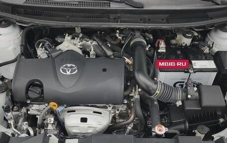 Toyota Yaris XP150 рестайлинг, 2022 год, 1 510 000 рублей, 9 фотография