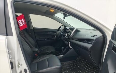 Toyota Yaris XP150 рестайлинг, 2022 год, 1 510 000 рублей, 8 фотография