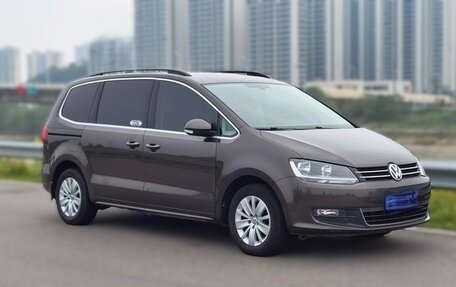 Volkswagen Sharan II, 2022 год, 1 950 000 рублей, 2 фотография