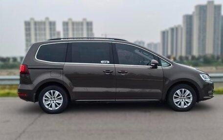 Volkswagen Sharan II, 2022 год, 1 950 000 рублей, 4 фотография