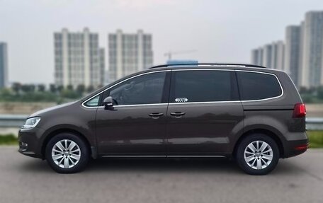 Volkswagen Sharan II, 2022 год, 1 950 000 рублей, 5 фотография