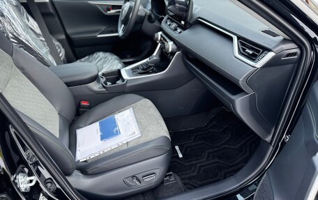 Toyota RAV4, 2025 год, 3 960 000 рублей, 8 фотография