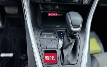 Toyota RAV4, 2025 год, 3 960 000 рублей, 6 фотография