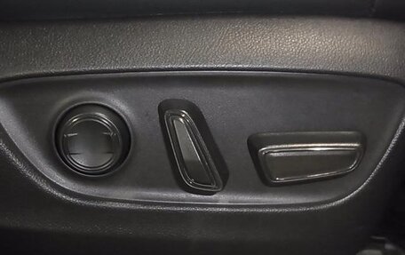 Toyota Land Cruiser Prado, 2024 год, 6 600 000 рублей, 30 фотография