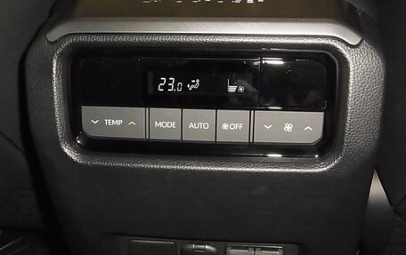 Toyota Land Cruiser Prado, 2024 год, 6 600 000 рублей, 31 фотография