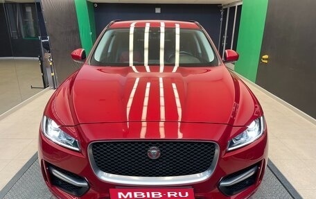Jaguar F-Pace, 2016 год, 2 650 000 рублей, 2 фотография