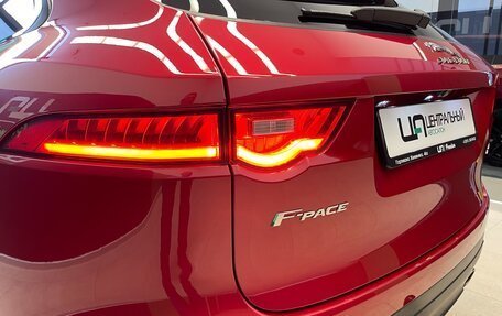 Jaguar F-Pace, 2016 год, 2 650 000 рублей, 10 фотография