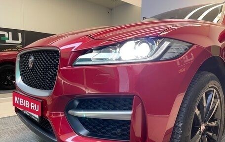 Jaguar F-Pace, 2016 год, 2 650 000 рублей, 7 фотография