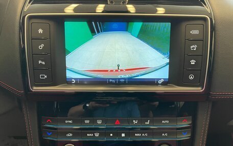 Jaguar F-Pace, 2016 год, 2 650 000 рублей, 28 фотография