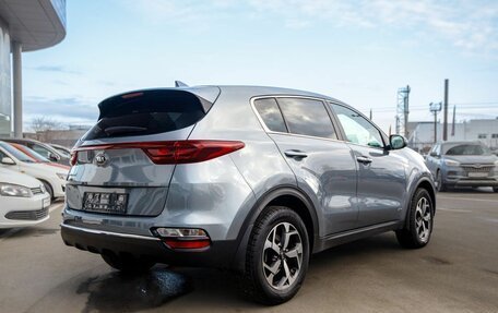 KIA Sportage IV рестайлинг, 2021 год, 2 480 000 рублей, 5 фотография