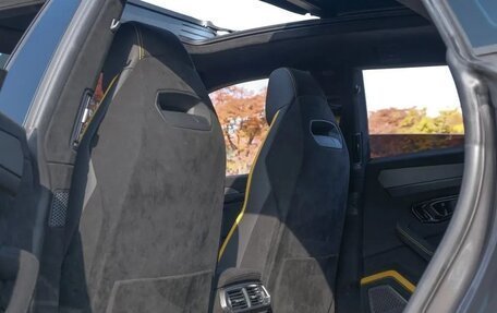 Lamborghini Urus I, 2024 год, 32 000 000 рублей, 12 фотография