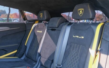 Lamborghini Urus I, 2024 год, 32 000 000 рублей, 11 фотография