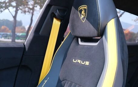 Lamborghini Urus I, 2024 год, 32 000 000 рублей, 10 фотография