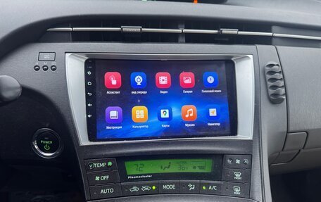 Toyota Prius, 2010 год, 1 120 000 рублей, 3 фотография