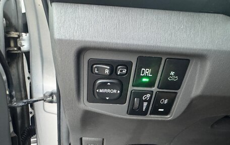 Toyota Prius, 2010 год, 1 120 000 рублей, 4 фотография