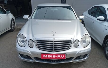 Mercedes-Benz E-Класс, 2007 год, 850 000 рублей, 1 фотография