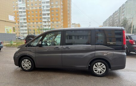 Honda Stepwgn IV, 2017 год, 1 550 000 рублей, 5 фотография