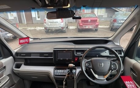 Honda Stepwgn IV, 2017 год, 1 550 000 рублей, 10 фотография