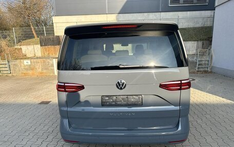 Volkswagen Multivan, 2024 год, 7 650 000 рублей, 9 фотография