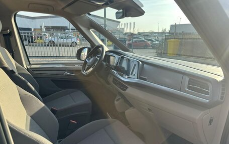 Volkswagen Multivan, 2024 год, 7 650 000 рублей, 24 фотография